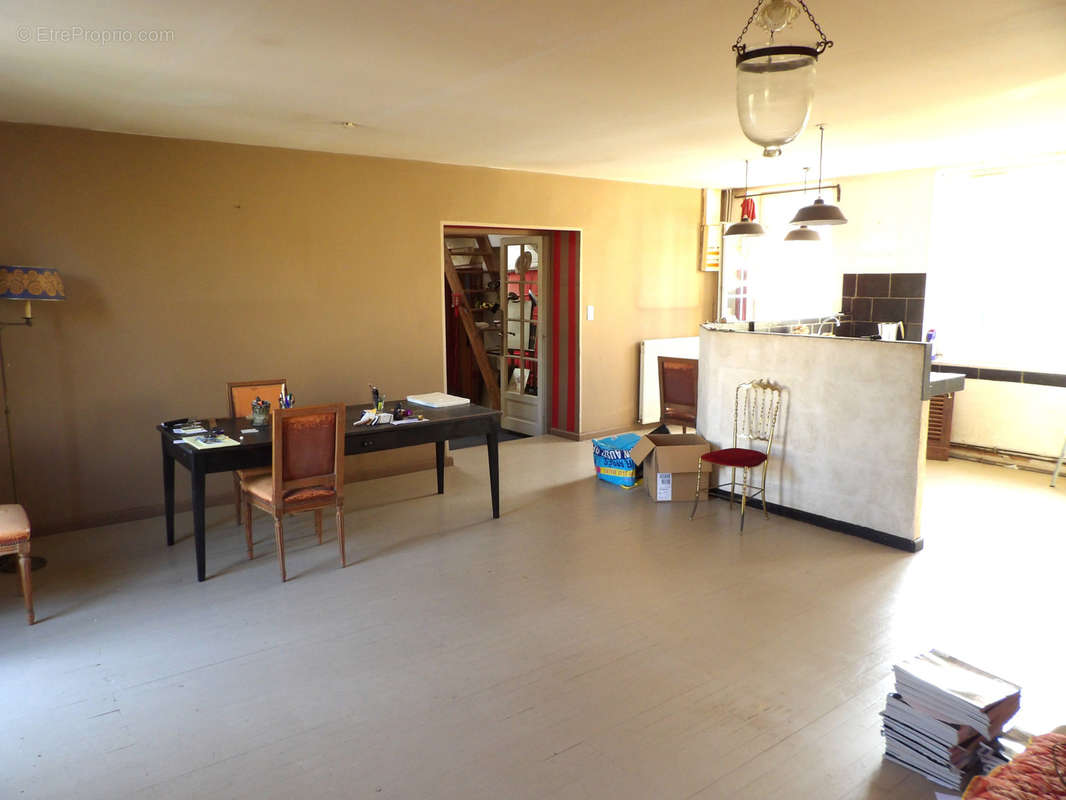 Appartement à SAINT-JEAN-D&#039;ANGELY