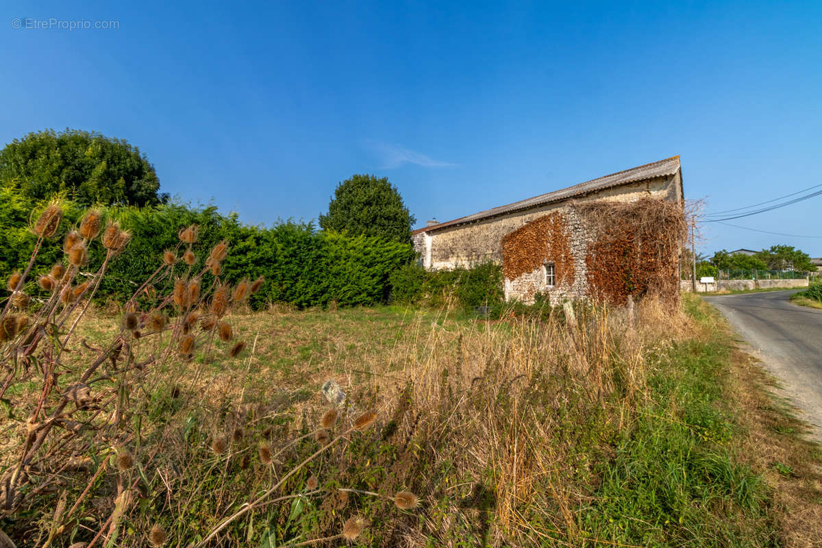 Appartement à TONNAY-BOUTONNE