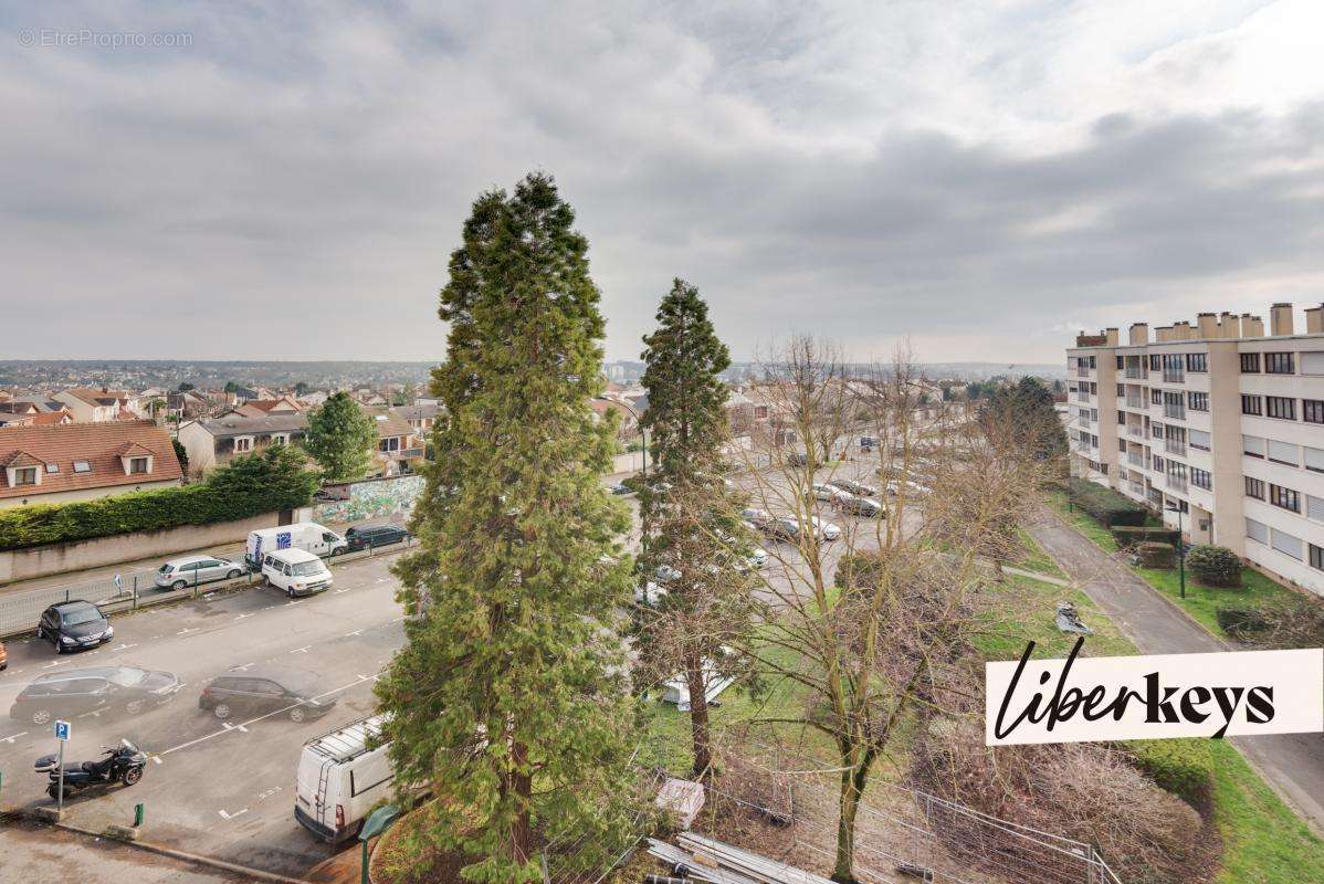 Appartement à CHENNEVIERES-SUR-MARNE