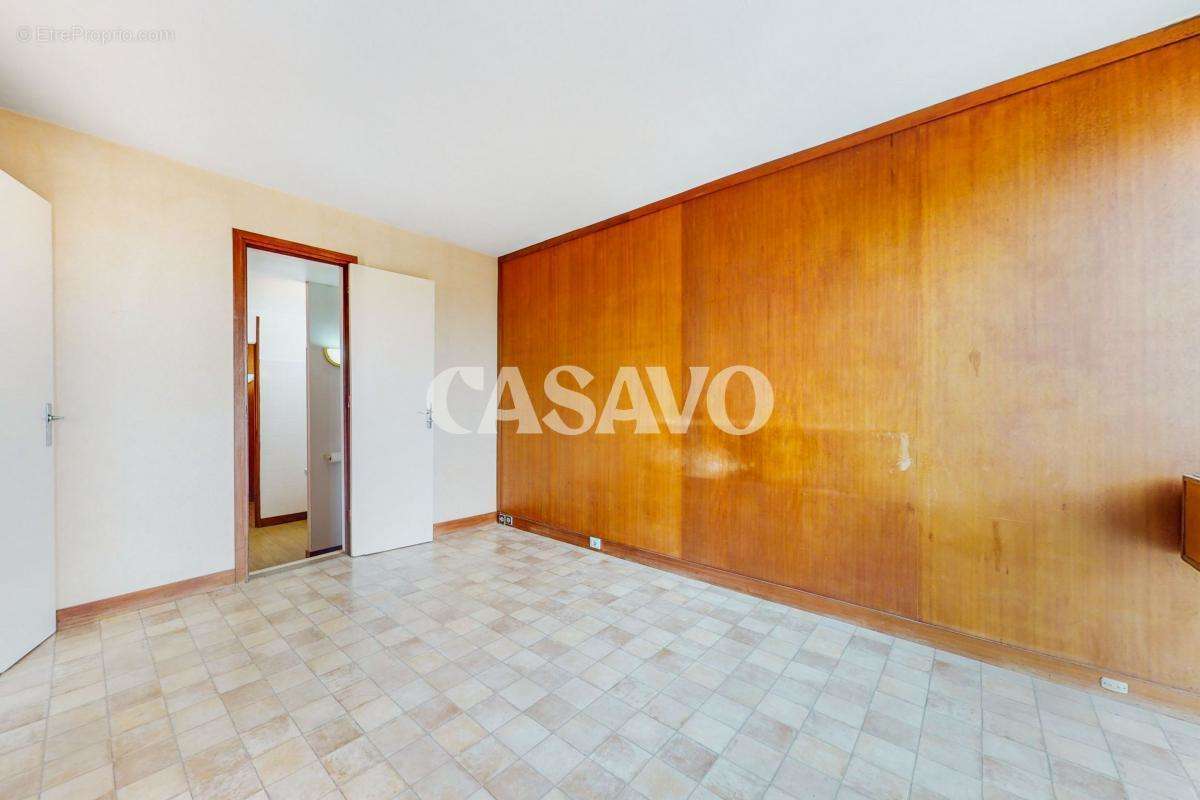 Appartement à IVRY-SUR-SEINE