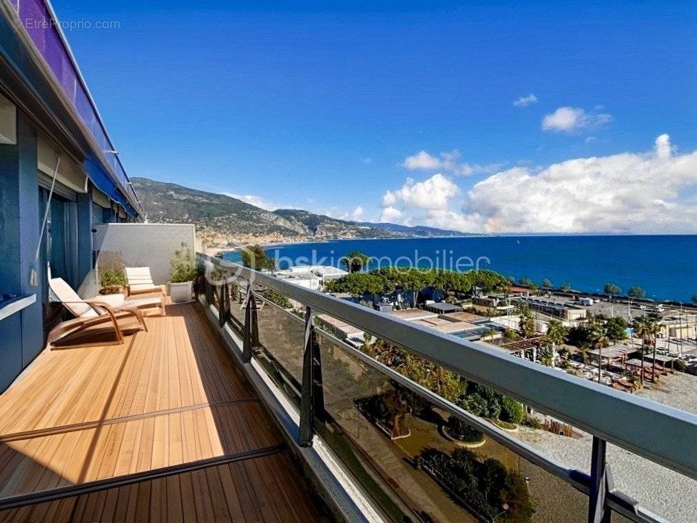 Appartement à ROQUEBRUNE-CAP-MARTIN