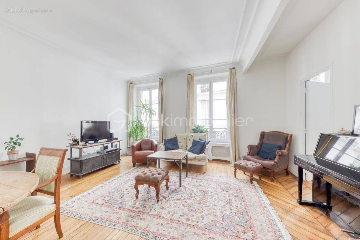 Appartement à PARIS-4E