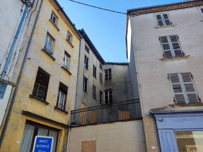 Maison à CUNLHAT