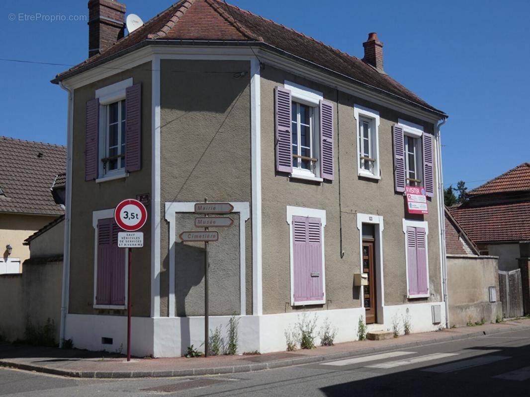 Maison à EZY-SUR-EURE