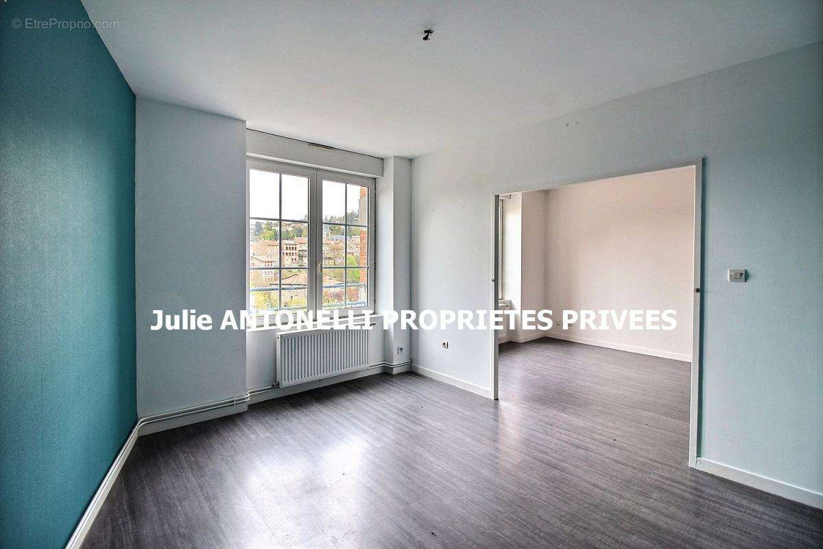 Appartement à LA SEAUVE-SUR-SEMENE