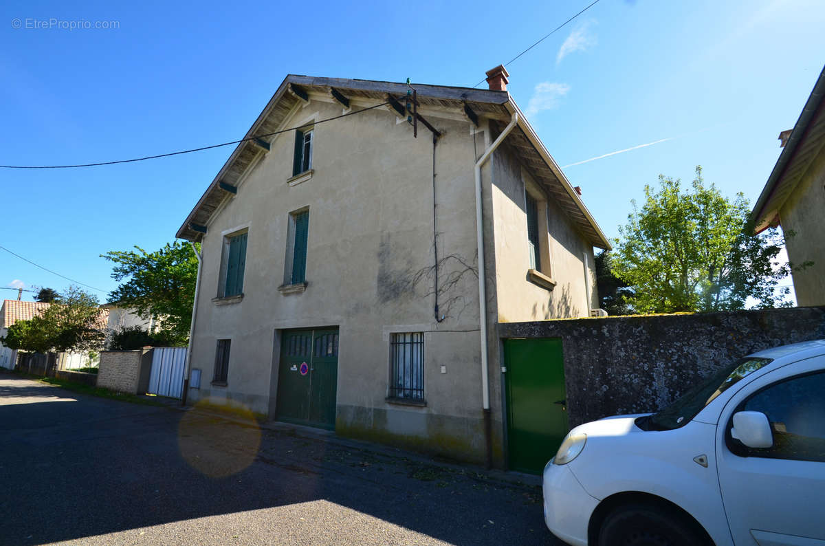 Maison à ROMANS-SUR-ISERE