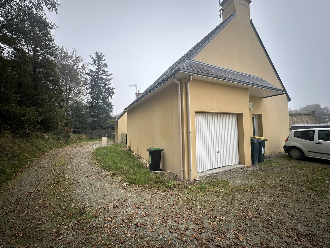 Maison à LANGUIDIC