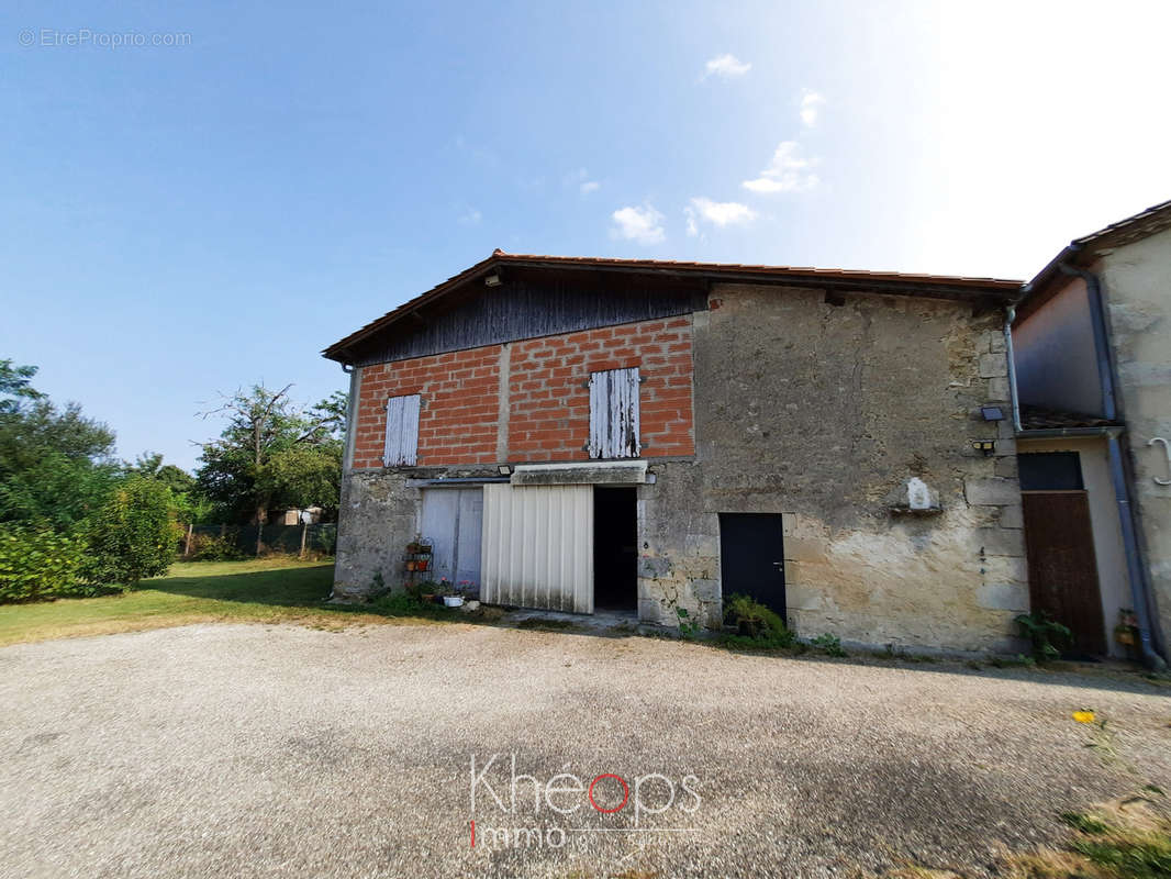 Maison à SAUVETERRE-DE-GUYENNE