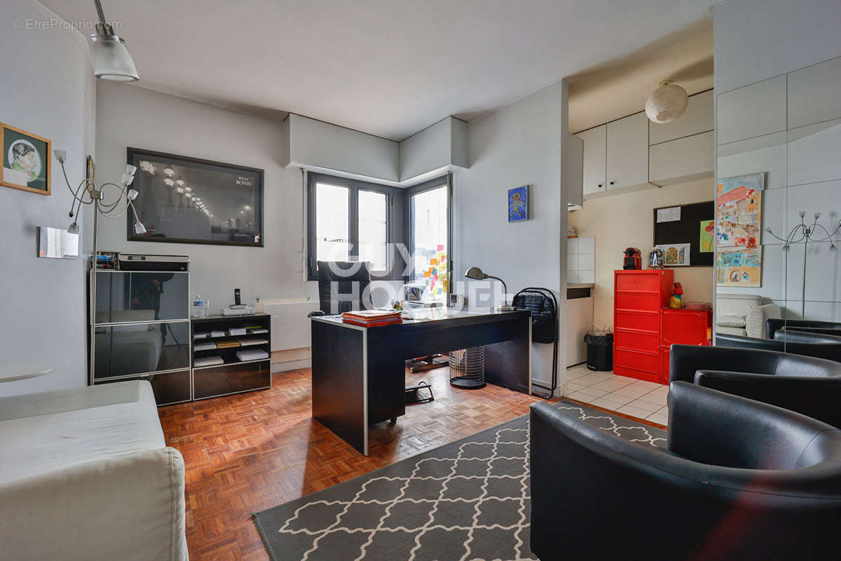 Appartement à ISSY-LES-MOULINEAUX