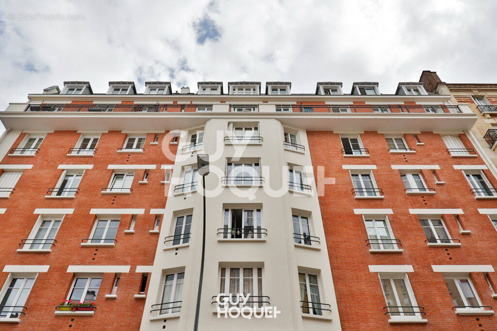 Appartement à ISSY-LES-MOULINEAUX