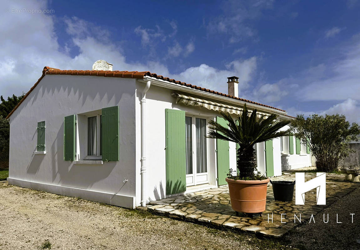 Maison à SAINT-CLEMENT-DES-BALEINES