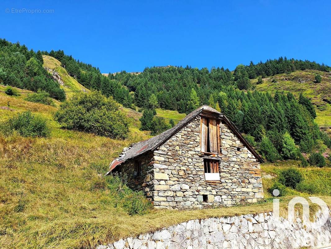 Photo 1 - Maison à LUZ-SAINT-SAUVEUR