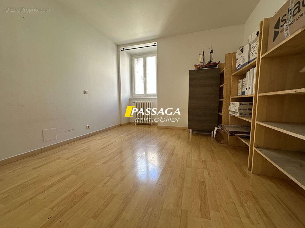 Appartement à LAISSAC