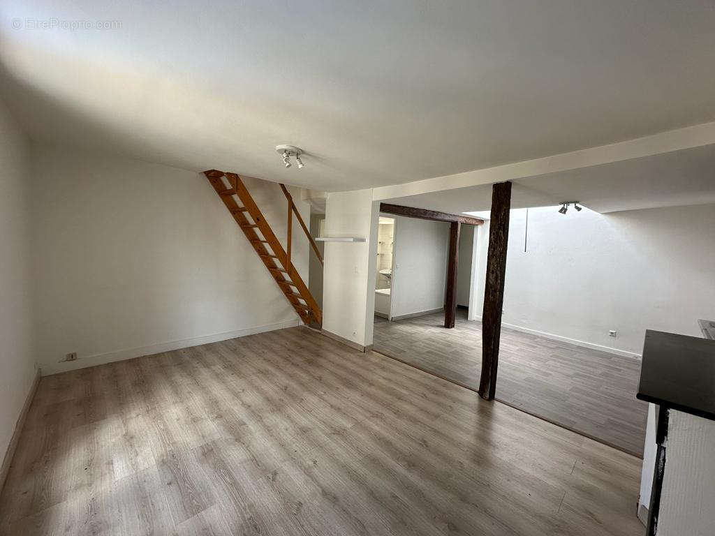 Appartement à BONNIERES-SUR-SEINE