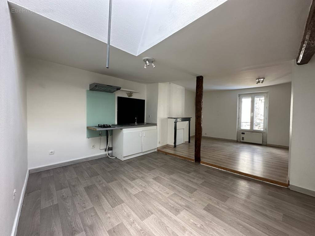 Appartement à BONNIERES-SUR-SEINE