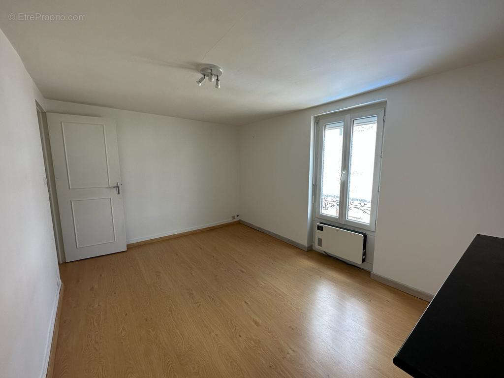 Appartement à BONNIERES-SUR-SEINE