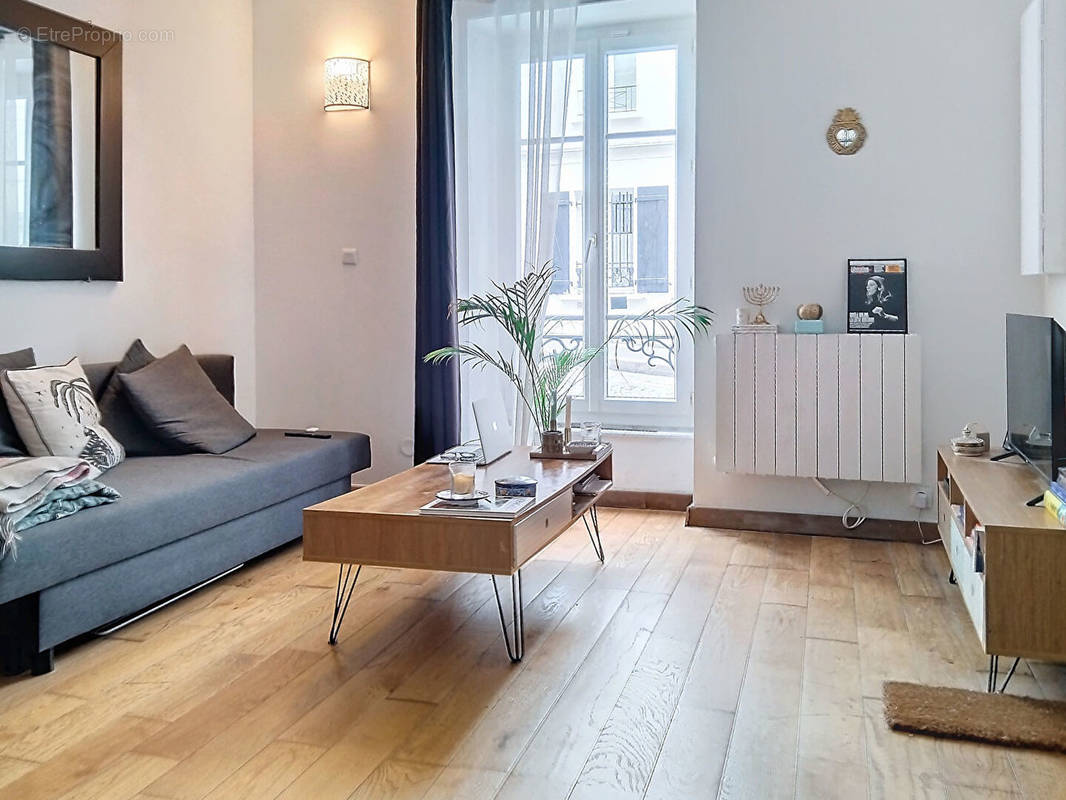 Appartement à PARIS-18E