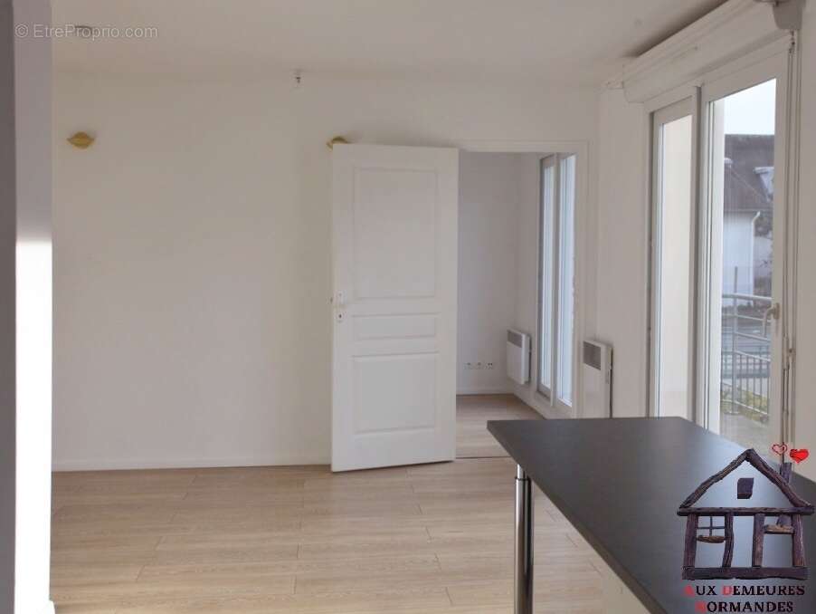 Appartement à BONNIERES-SUR-SEINE