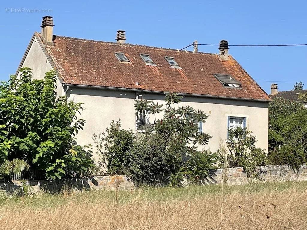 Maison à SAINT-BENOIT-DU-SAULT