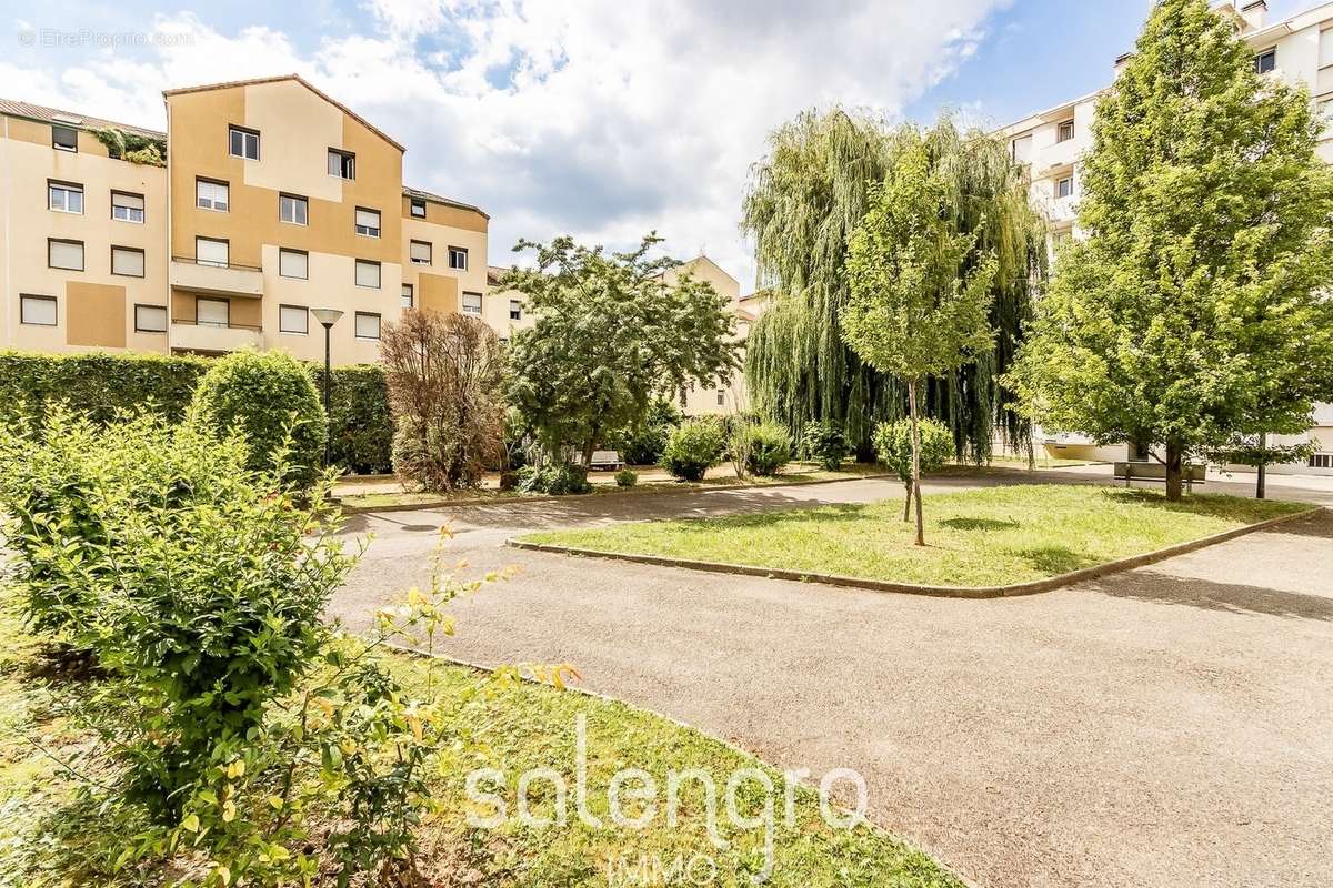 Appartement à VILLEURBANNE