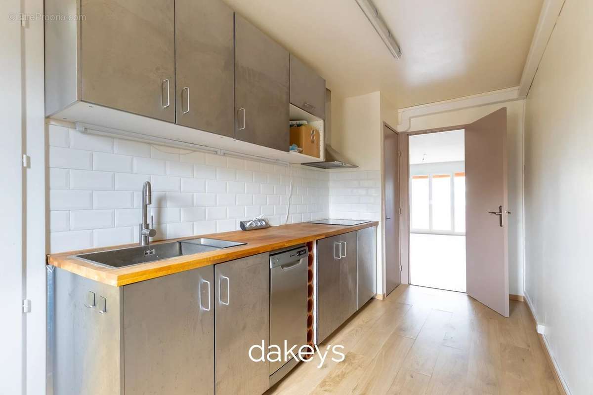 Appartement à MARSEILLE-8E