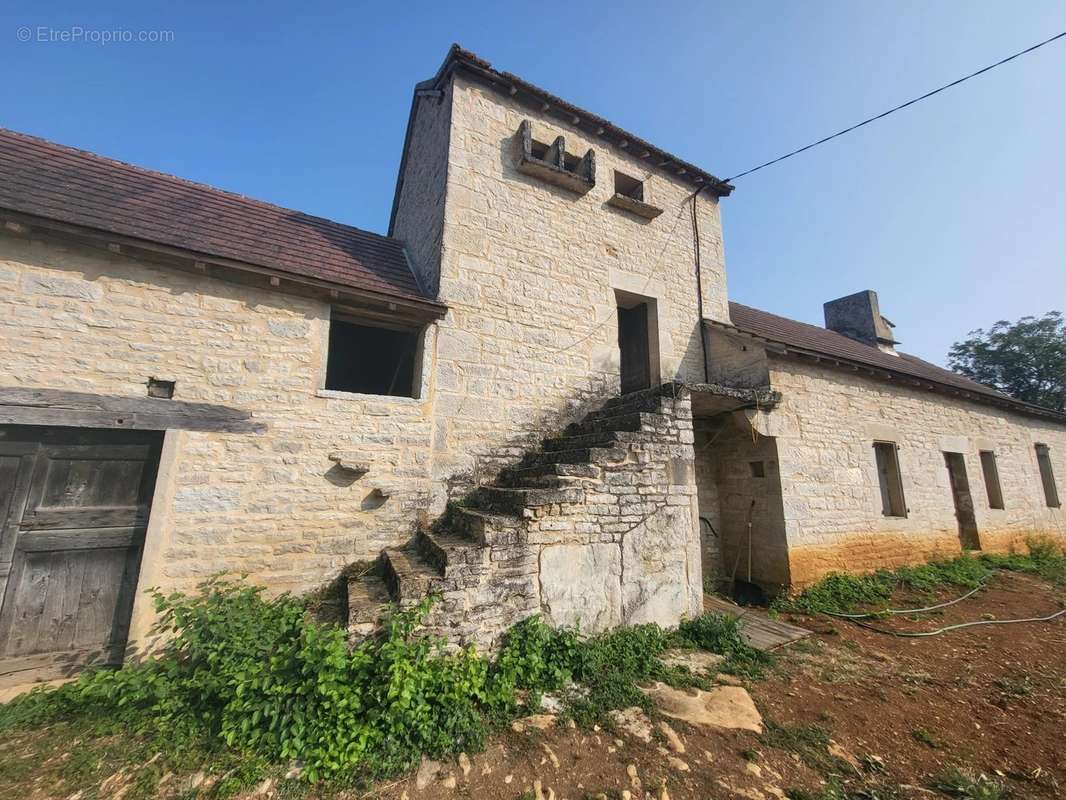 Maison à CAYLUS