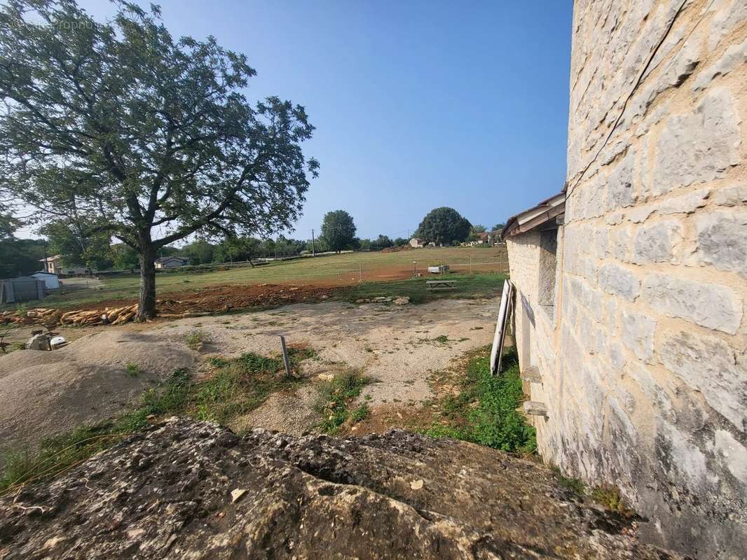 Maison à CAYLUS