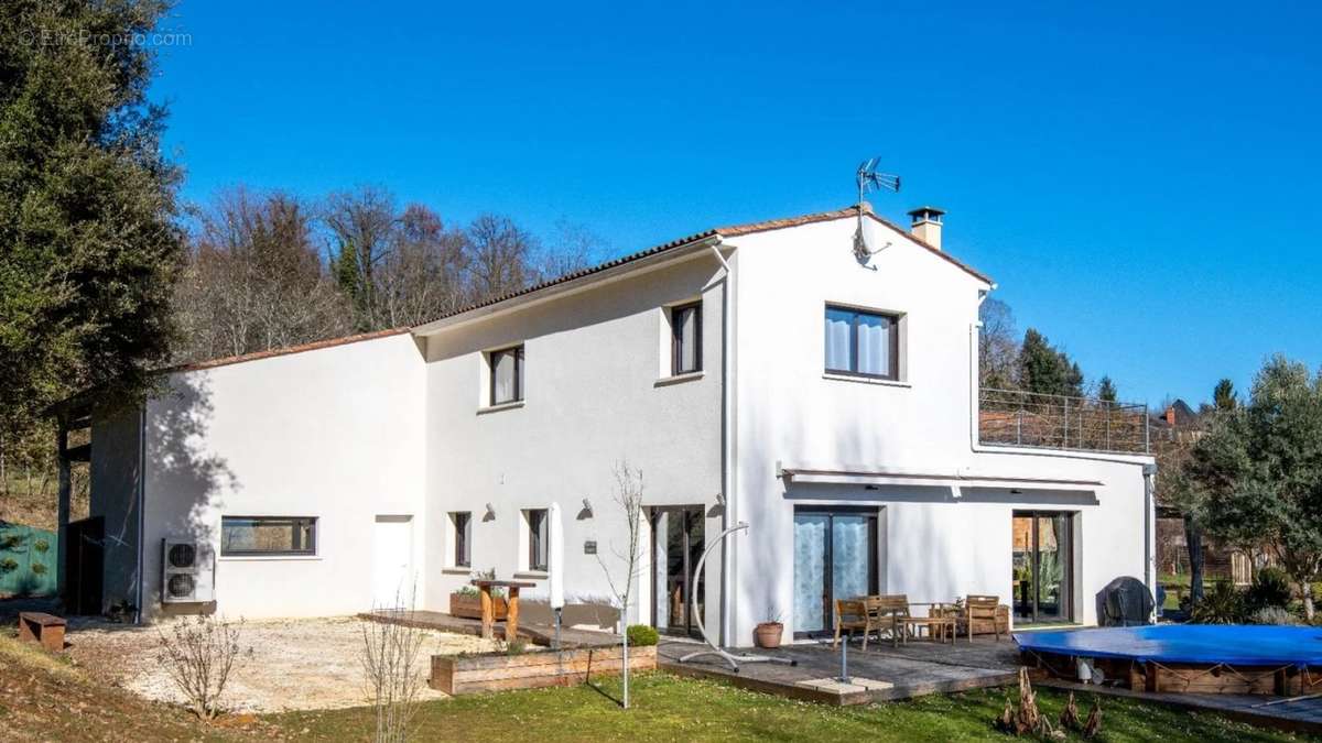 Maison à SARLAT-LA-CANEDA