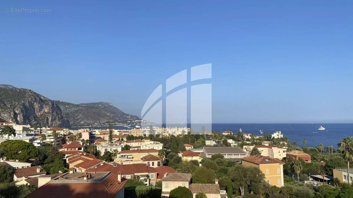 Appartement à BEAULIEU-SUR-MER