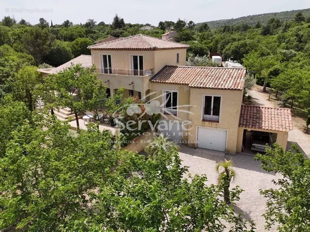 Maison à SAINT-MAXIMIN-LA-SAINTE-BAUME