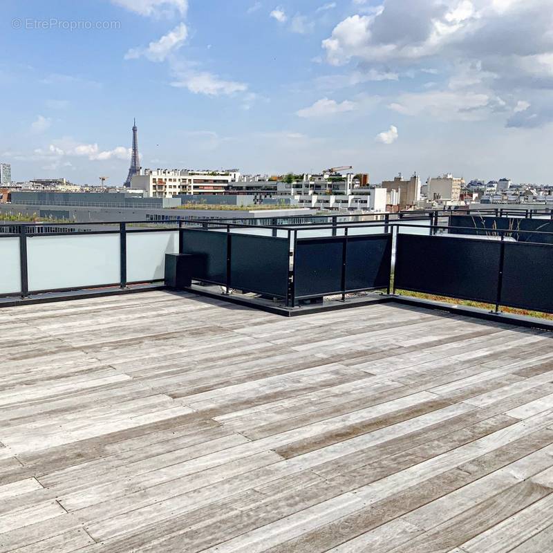 Appartement à PARIS-15E