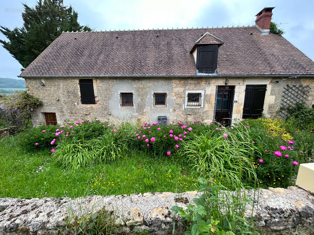 Maison à CHAZEUIL