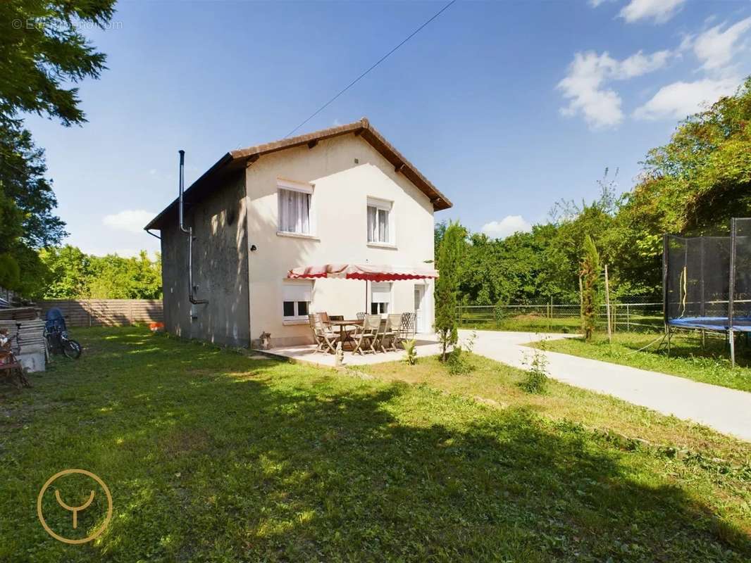 Maison à ROMILLY-SUR-SEINE