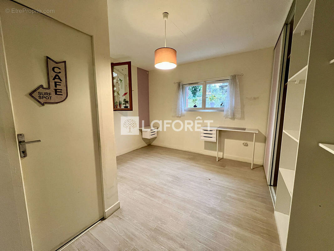 Appartement à CORBEIL-ESSONNES