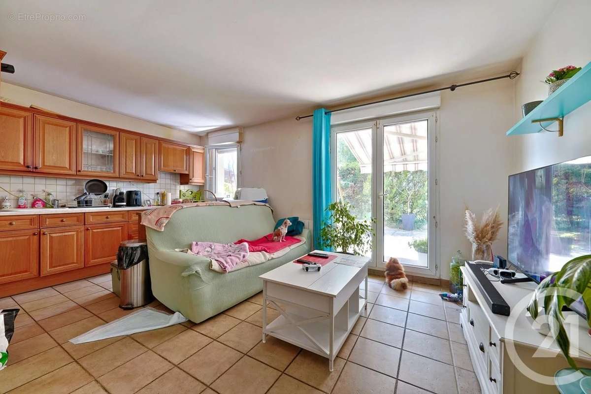 Appartement à CHAMPIGNY-SUR-MARNE