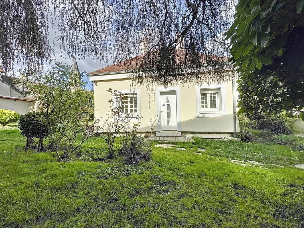 Maison à LOUVECIENNES