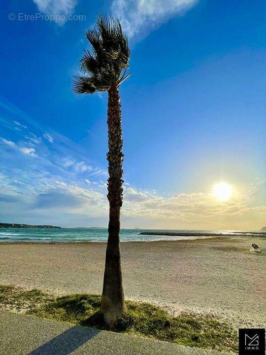 Appartement à SIX-FOURS-LES-PLAGES