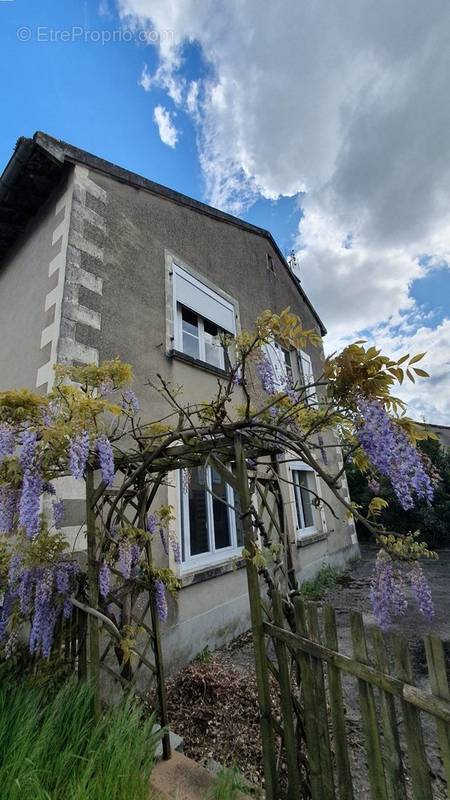 Maison à PAIZAY-NAUDOUIN-EMBOURIE