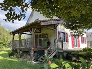 Maison à MARCILLAC-LA-CROISILLE