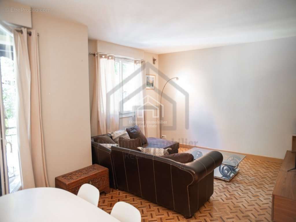 Appartement à DIVONNE-LES-BAINS