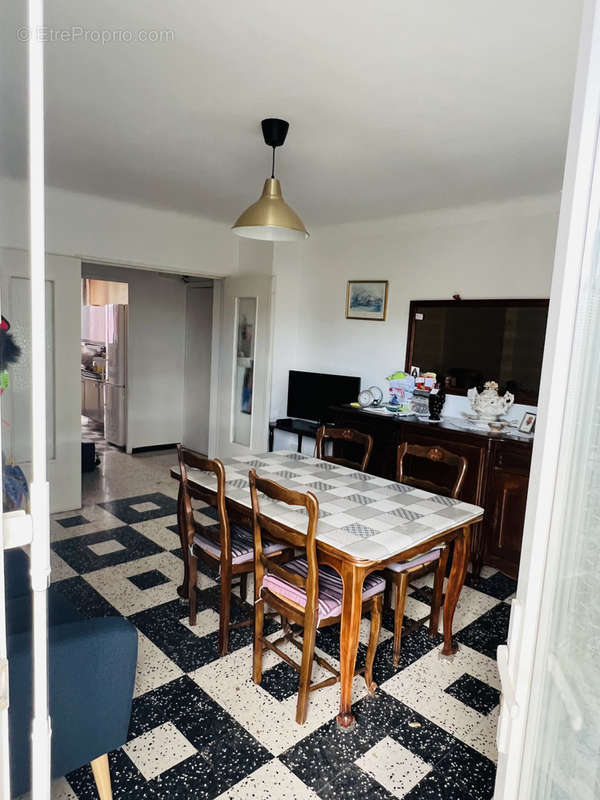 Appartement à LUNEL