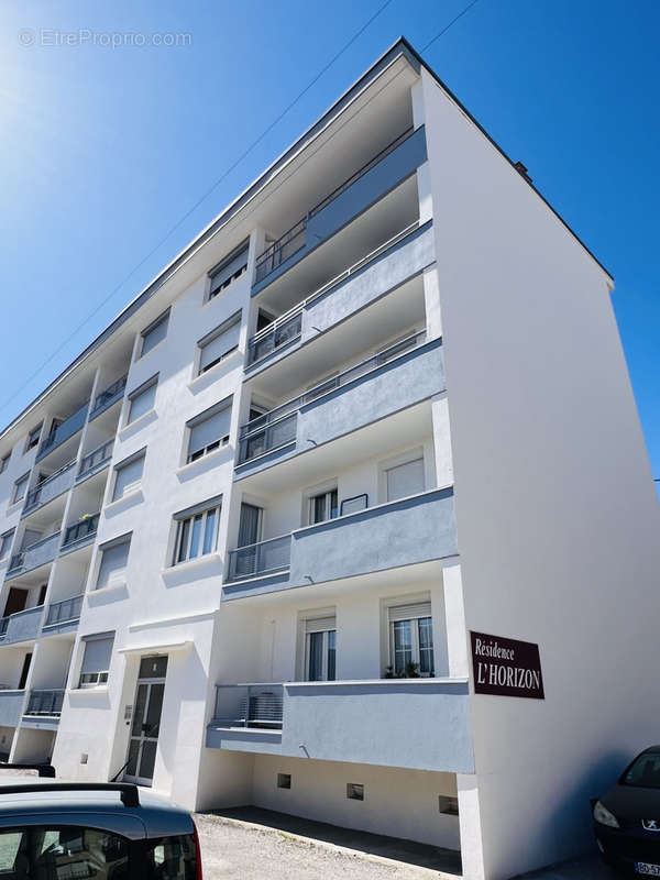 Appartement à LUNEL