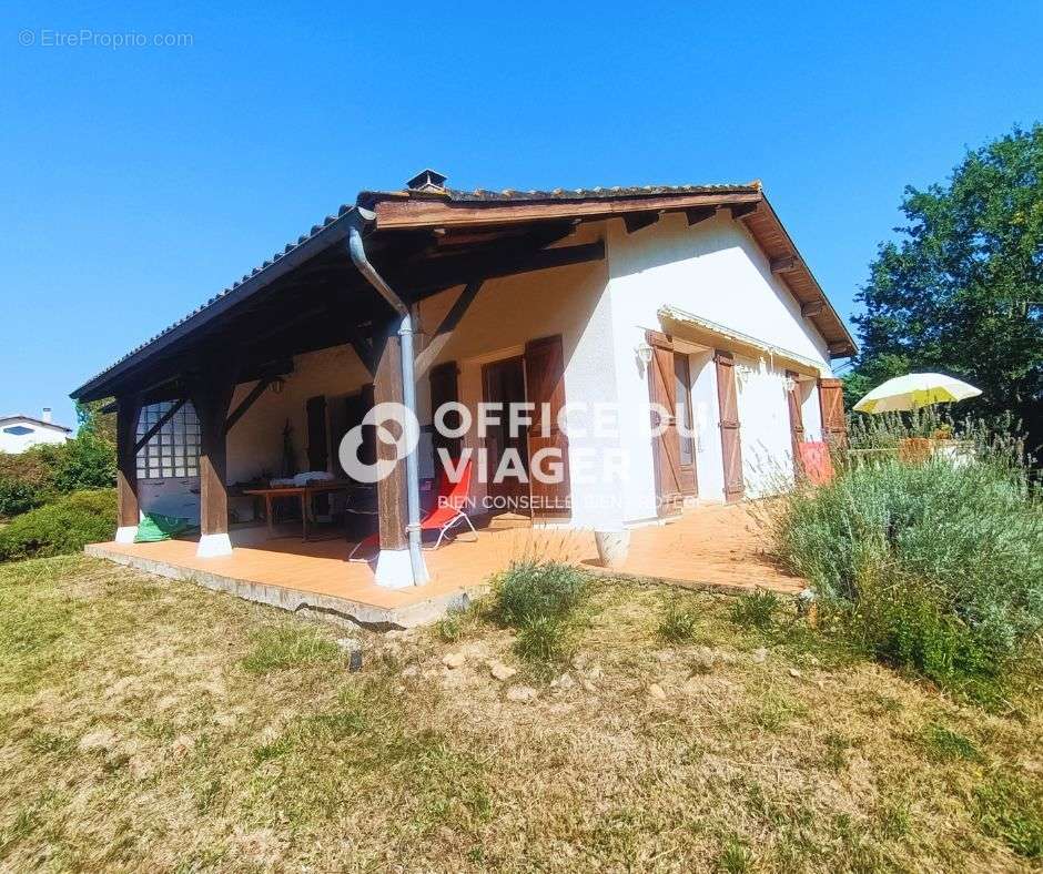 Maison à ESCLASSAN-LABASTIDE