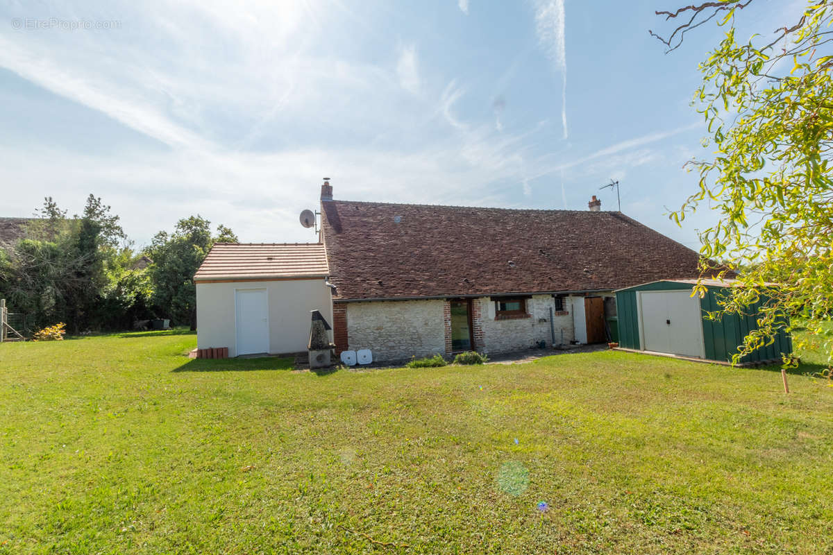 Maison à OUSSOY-EN-GATINAIS