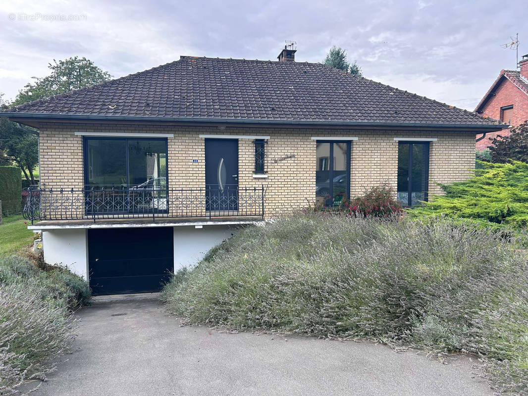 Maison à AUXI-LE-CHATEAU