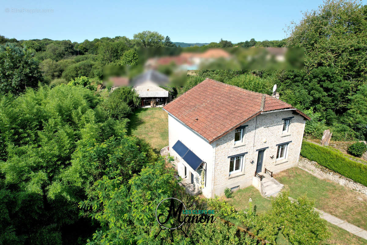 Maison à BERSAC-SUR-RIVALIER