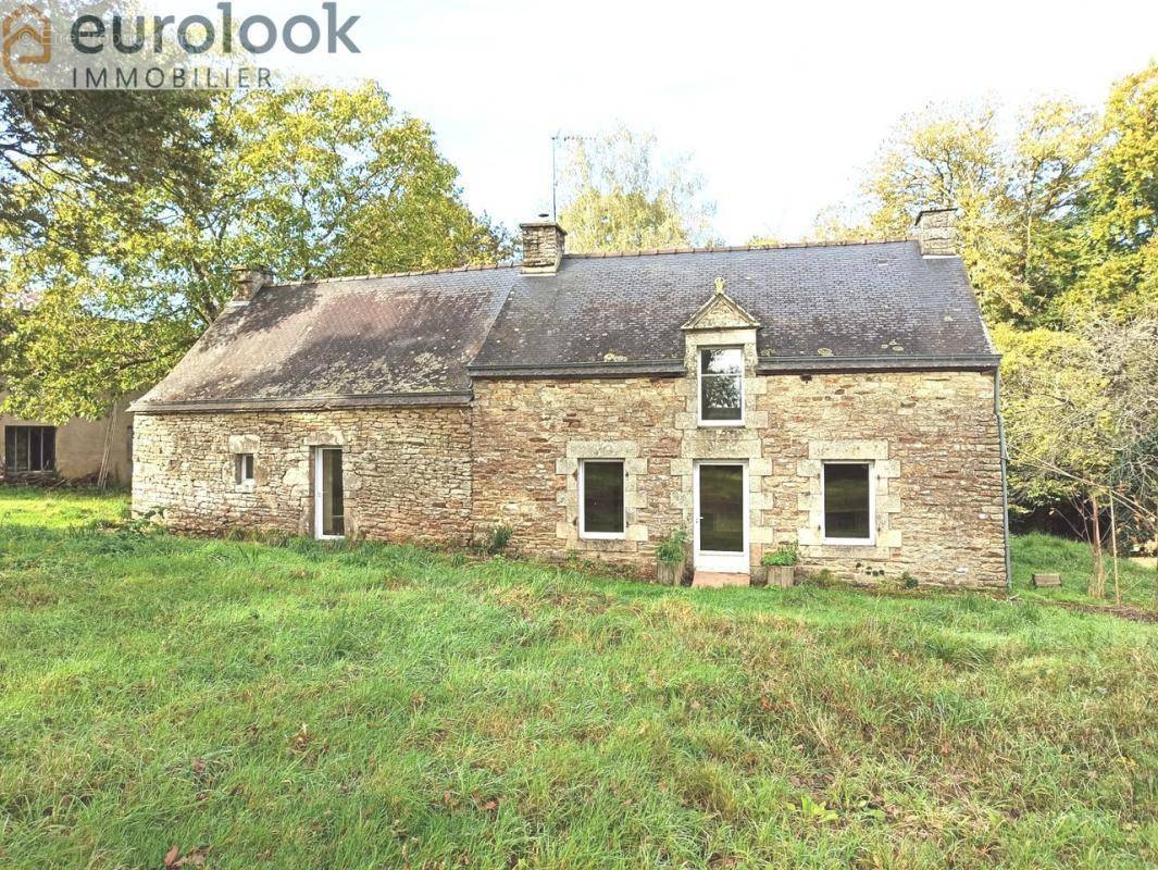 Maison à LE ROC-SAINT-ANDRE