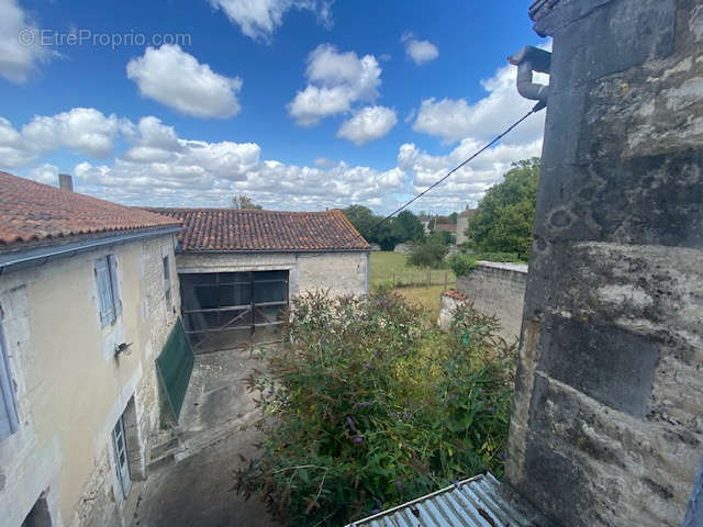 Maison à SIGOGNE