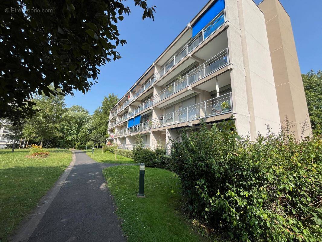 Appartement à VAIRES-SUR-MARNE