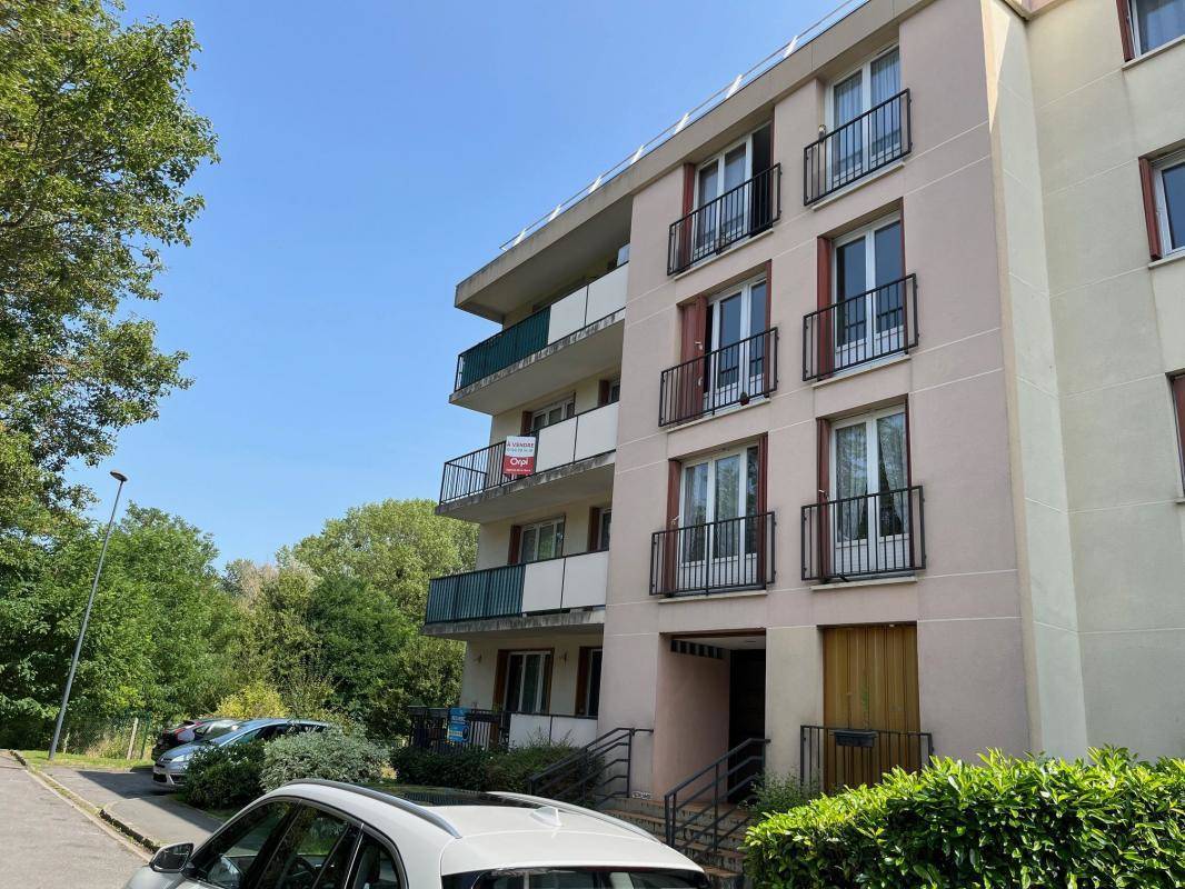 Appartement à BROU-SUR-CHANTEREINE